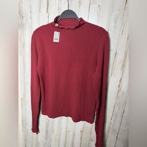 Women's Long Sleeve Ruffle Mock Neck Top - Wine